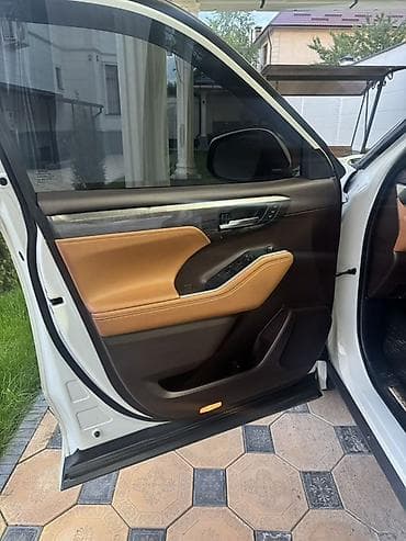 lynk ko: Toyota Highlander: 2021 г., 2.5 л, Автомат, Гибрид, Кроссовер — 7