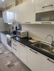 сдаю квартиру 2 к студ центр новый ремонт в квартире имеется все необходимое район панфиловабоконбаева: 2 комнаты, Собственник, Без подселения, С мебелью полностью — 4