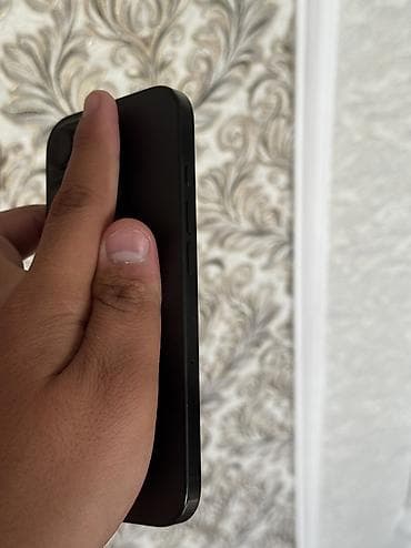 iphone sr: IPhone 16 Pro, Б/у, 128 ГБ, Black Titanium, 92 % — 6