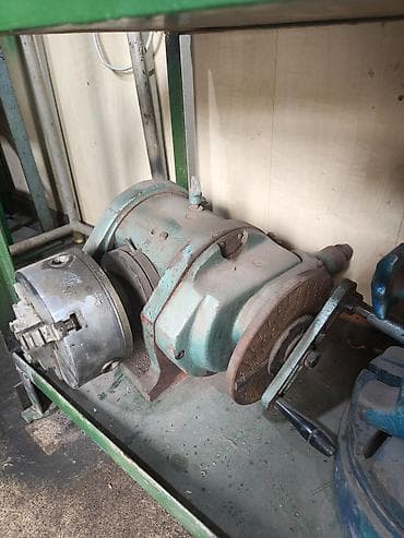 Продам делительную головку на фрезерный станок. Для изготовления