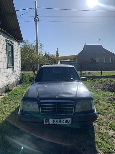 Mercedes-Benz W124: 1993 г., 2.2 л, Механика, Бензин, Седан