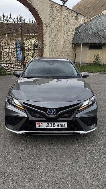 Унаа сатуу: Toyota Camry: 2022 г., 2.5 л, Вариатор, Гибрид, Седан — 2