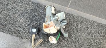 Продаю замок зажигания Тойота Хайлендер 2 кулич рабочие