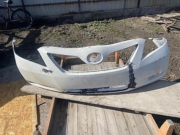 ford mustang 1967: Накладка на бампер Toyota, Б/у, Оригинал — 1