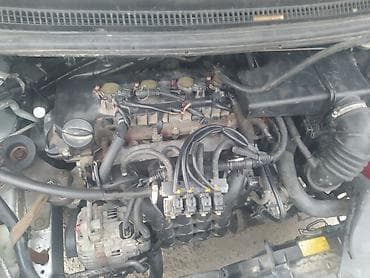 byd ev: Mitsubishi Colt: 2004 г., 1.3 л, Механика, Бензин, Хэтчбэк — 9