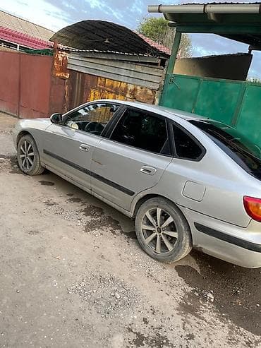 Hyundai Elantra: 2002 г., 1.6 л, Автомат, Бензин, Седан