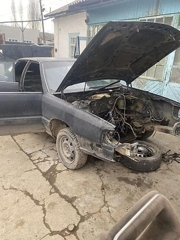 паста б3 унверсал: Audi 100: 1986 г., Седан — 5