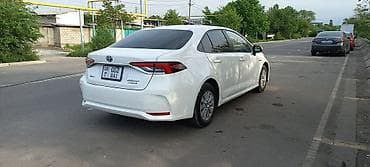 Toyota: Toyota Corolla: 2019 г., 1.8 л, Автомат, Гибрид, Седан — 3