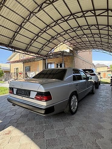 авто краска: Mercedes-Benz W124: 1993 г., 3.2 л, Автомат, Бензин, Седан — 4