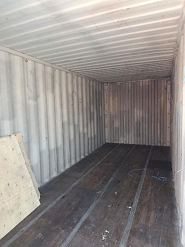 контейнери: Стандартные и морские 20 тонники стандартная:длина 6 м, ширина 2, 45 — 9