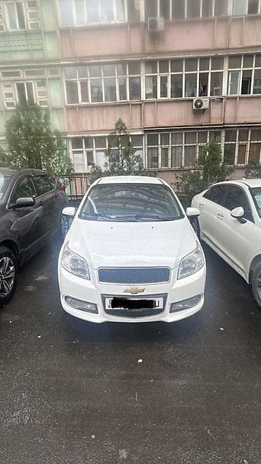 Chevrolet Aveo: 2021 г., 1.5 л, Механика, Бензин, Седан