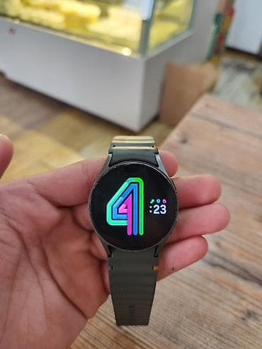 Galaxy Watch: СРОЧНО!!—Galaxy watch 7в отличном состоянии.Цвет корпуса темно — 2