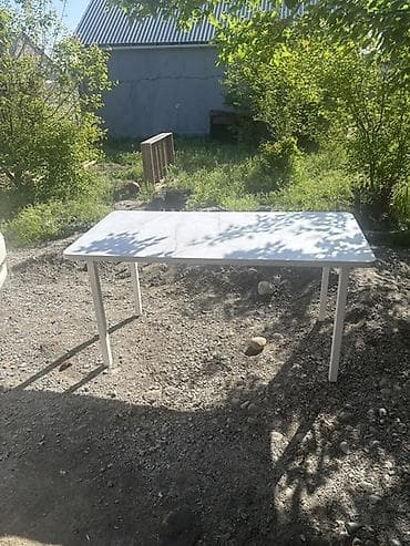 Эмерек: Столы с металлическим каркасом - Прочные сварные основания из чёрного — 6