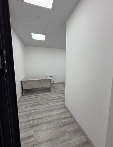 некая: Аренда офисов, 300 м², В жилом комплексе, С отдельной кухней, С оборудованием, С отдельным входом — 9