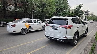 rav4 2021: Toyota RAV4: 2017 г., Гибрид, Кроссовер — 7