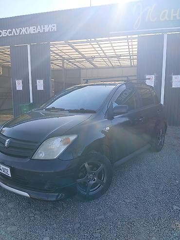 space runer: Toyota Ist: 2004 г., 1.5 л, Автомат, Бензин, Хэтчбэк — 2