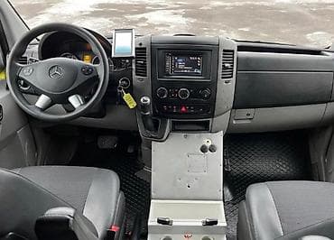 changan deepal: Легкий грузовик, Mercedes-Benz — 9