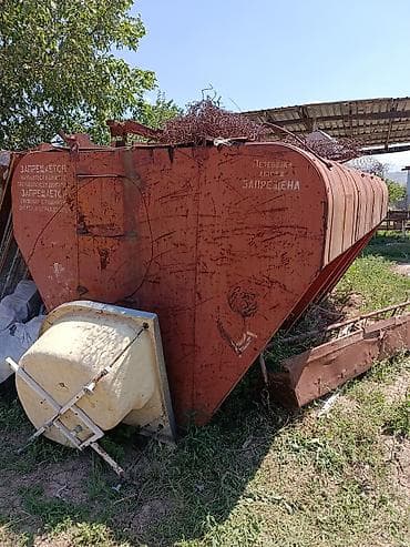 Кормораздатчик/кормосмеситель стационарного типа (металлический