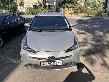 Toyota Prius: 2023 г., 1.8 л, Вариатор, Гибрид, Хэтчбэк — 4
