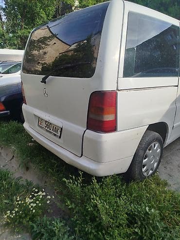 70 сом: Mercedes-Benz Vito: 2002 г., 2.3 л, Кол менен иштөөчү, Дизель, Вэн/Минивэн — 4