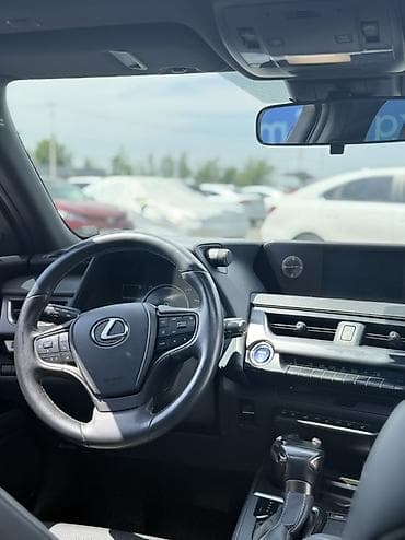 Lexus: Lexus UX: 2021 г., 2 л, Автомат, Гибрид, Кроссовер — 4