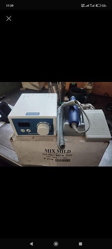 пласмасовые ящики: Набор пружин в пластиковом органайзере новый. 600 сом дрель-шуруповёрт — 5