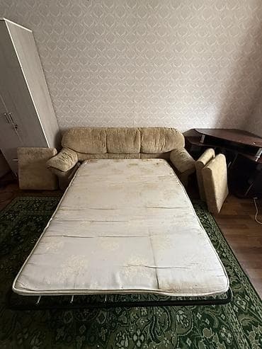 диван раскладной ош: Прямой диван, Б/у — 4