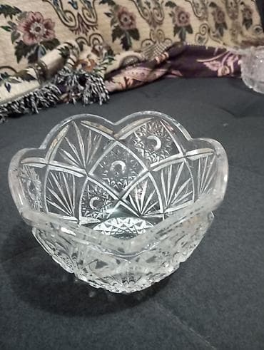 охотничий стол: Набор из трех хрустальных салатников/ваз: 1) Круглая низкая — 2