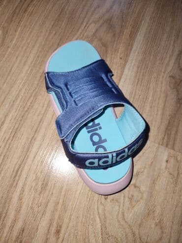 пультовой машина детский: Детская сандалия/сланец Adidas. - Модель: открытая, с широким мягким — 1