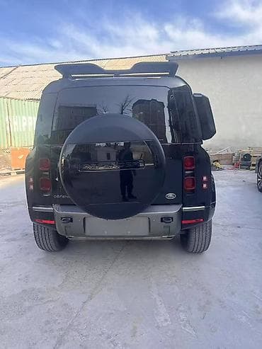 2022: Land Rover Defender: 2022 г., Внедорожник — 4