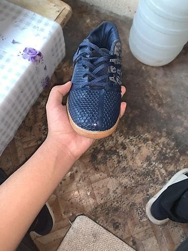 обувь для футбола: Мужские кроссовки, 37.5, 38, Adidas, Новый, цвет - Синий — 1