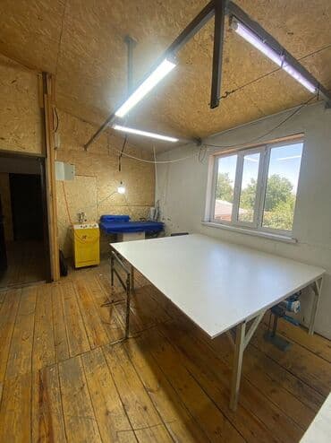 дом под швейный цех: Рабочий Городок Сдается помещение Площадь: 150м2 Этаж: 2 готов к — 2