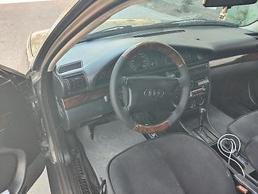 Audi A6: 1995 г., 2.6 л, Автомат, Бензин, Седан — 9