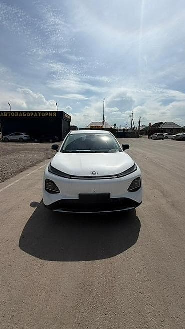 leapmotor b10: Changan Qiyuan Q05: 2026 г., 0.1 л, Автомат, Электромобиль, Универсал — 1