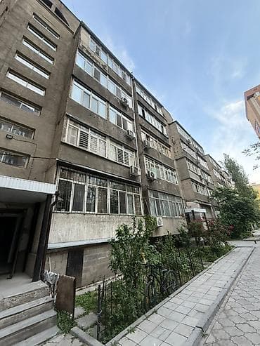1 комнатные кв: 4 комнаты, 112 м², 105 серия, 4 этаж, Старый ремонт — 2