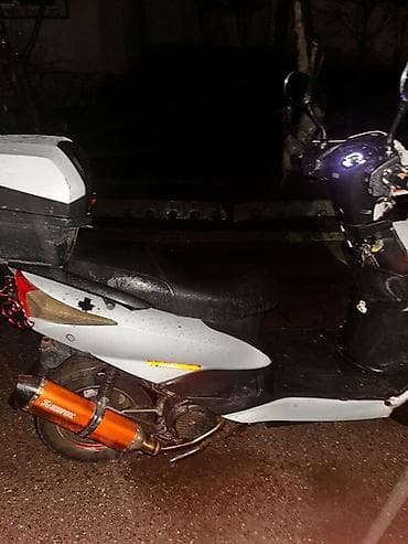 м8 про: Тип скутера M8, 125 куб. см, Бензин — 4