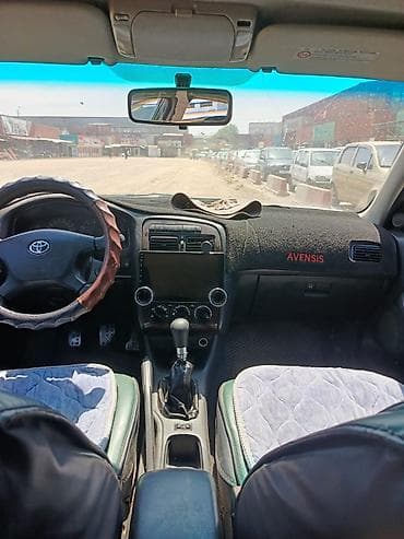 Унаа сатуу: Toyota Avensis: 1998 г., Кол менен иштөөчү, Бензин, Седан — 2
