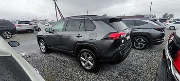 key: Toyota RAV4: 2020 г., 2.5 л, Гибрид, Кроссовер — 3