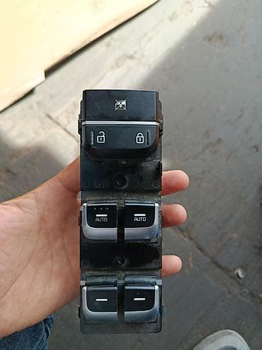 воздушный бочок: Дверная карта Kia — 1