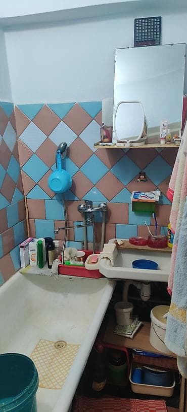 Недвижимость: 2 комнаты, 45 м², 104 серия, 5 этаж, Требуется ремонт — 7