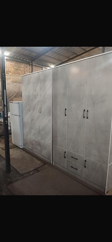 Тумбы и подставки: Шифоньер, шкаф для одежды, Новый, Прямой, ЛДСП — 2