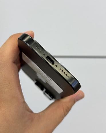 true: IPhone 16 Pro, Б/у, 128 ГБ, Black Titanium, Защитное стекло, Чехол, Коробка, В рассрочку, 91 % — 5