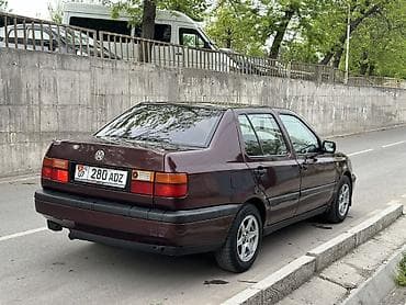 дверь венто: Volkswagen Vento: 1993 г., 1.8 л, Ручные, Бензин, Седан — 6