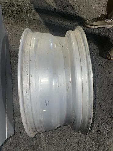 титановые диски 13: Литые Диски R 18 BMW, 1 шт, отверстий - 5, Б/у — 3