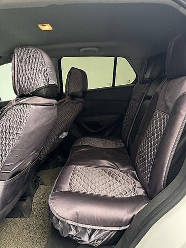 step 2: Chevrolet Trax: 2017 г., 1.6 л, Автомат, Дизель, Хэтчбэк — 10