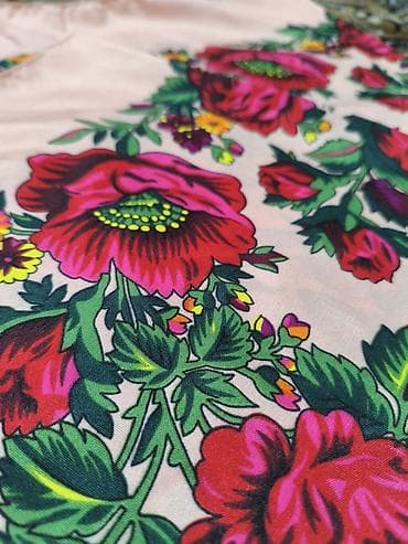 Зер буюмдар: Моюн орогуч, Жаңы, Аялдарга, түсү - Кызгылт — 3