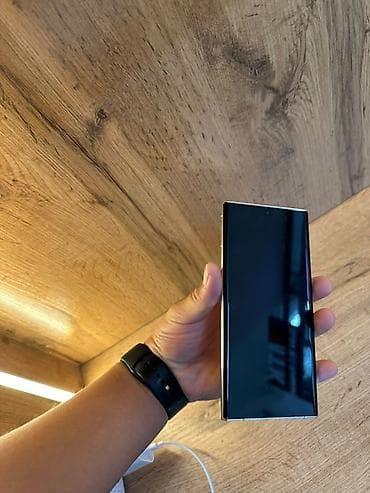 galaxy tab e: Samsung Galaxy S22 Ultra, Б/у, 256 ГБ, цвет - Белый, 1 SIM — 4