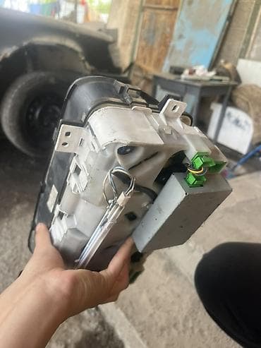 купить силомер: Щиток приборов Subaru 2002 г., Б/у, Оригинал, Япония — 2