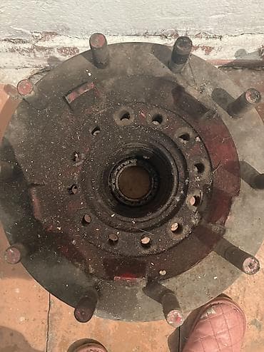 амортизатор волга: Передняя левая Ступица Iveco Б/у — 3