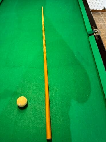 Продаю б/у бильярдный кий ручной работы укороченный( для узких